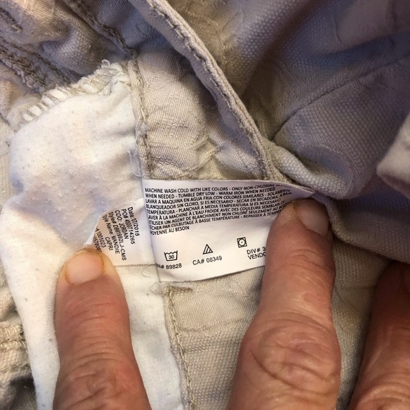 Bandolino Capris MANDIE Style Sand Colored Size 12 - Picture 2 of 11